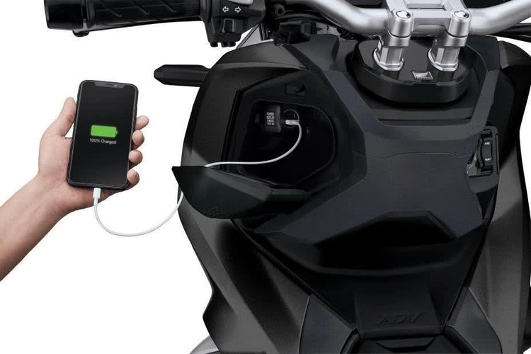 هندا ADV 160
